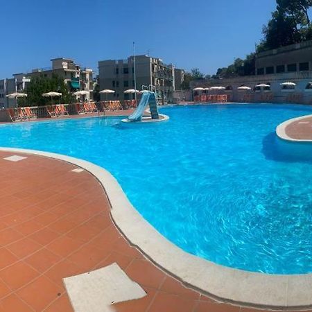 Hotel Paco Pietra Ligure Ngoại thất bức ảnh