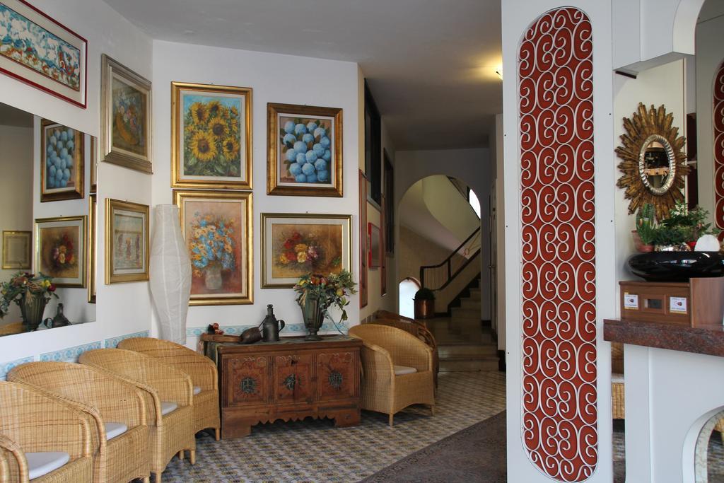 Hotel Paco Pietra Ligure Ngoại thất bức ảnh