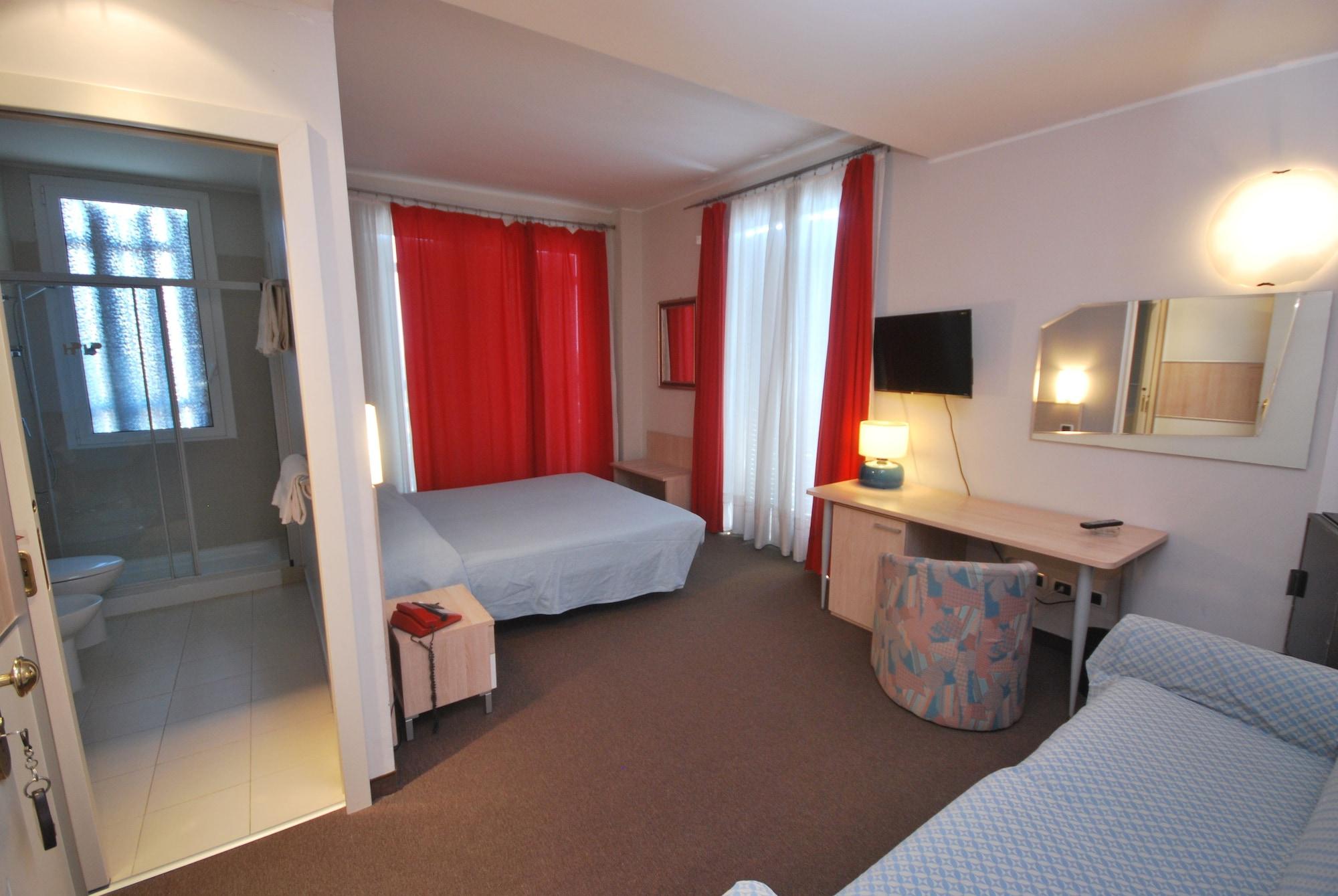 Hotel Paco Pietra Ligure Ngoại thất bức ảnh