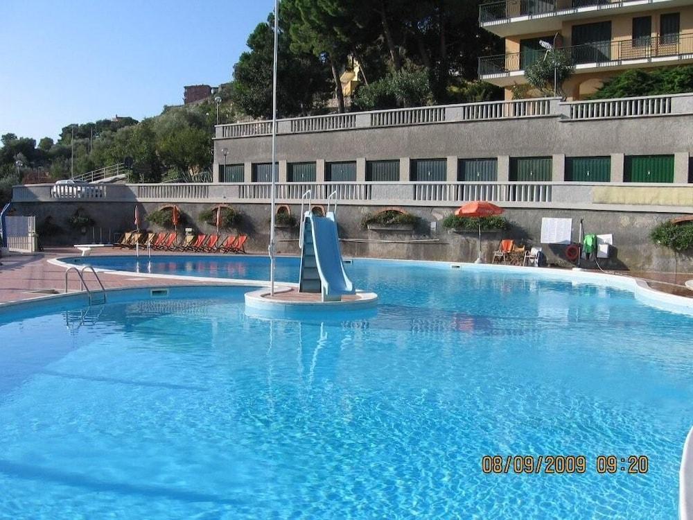 Hotel Paco Pietra Ligure Ngoại thất bức ảnh